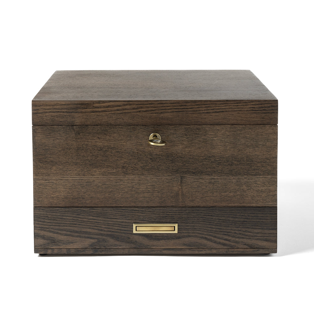 Modern stash box with odor-proof seal